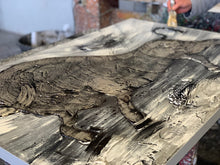 Lade das Bild in den Galerie-Viewer, Heavy Bull Silver - Einzelstück aus Spachtel- und Acryltechnik auf edler Leinwand - 160 x 90cm